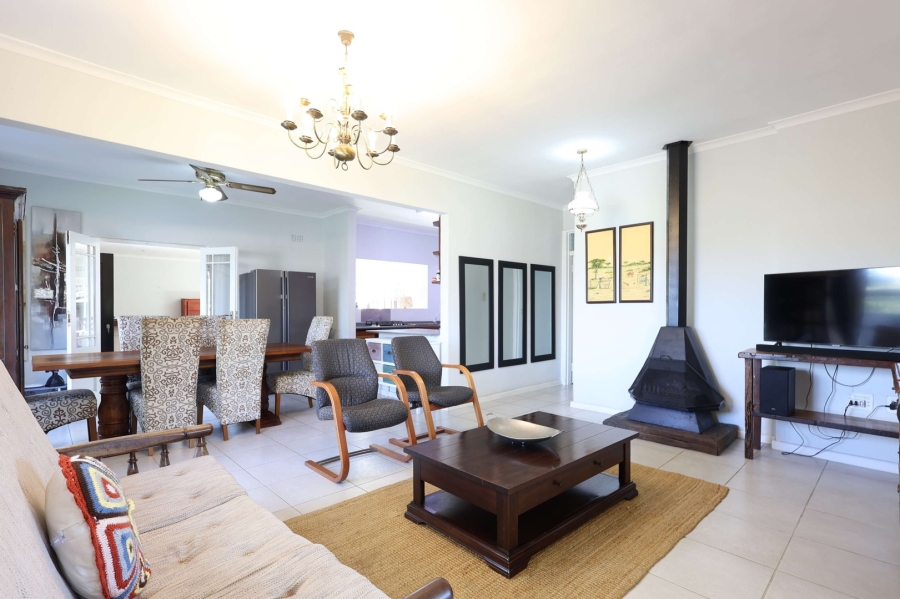 4 Bedroom Property for Sale in Klein Drakenstein Western Cape